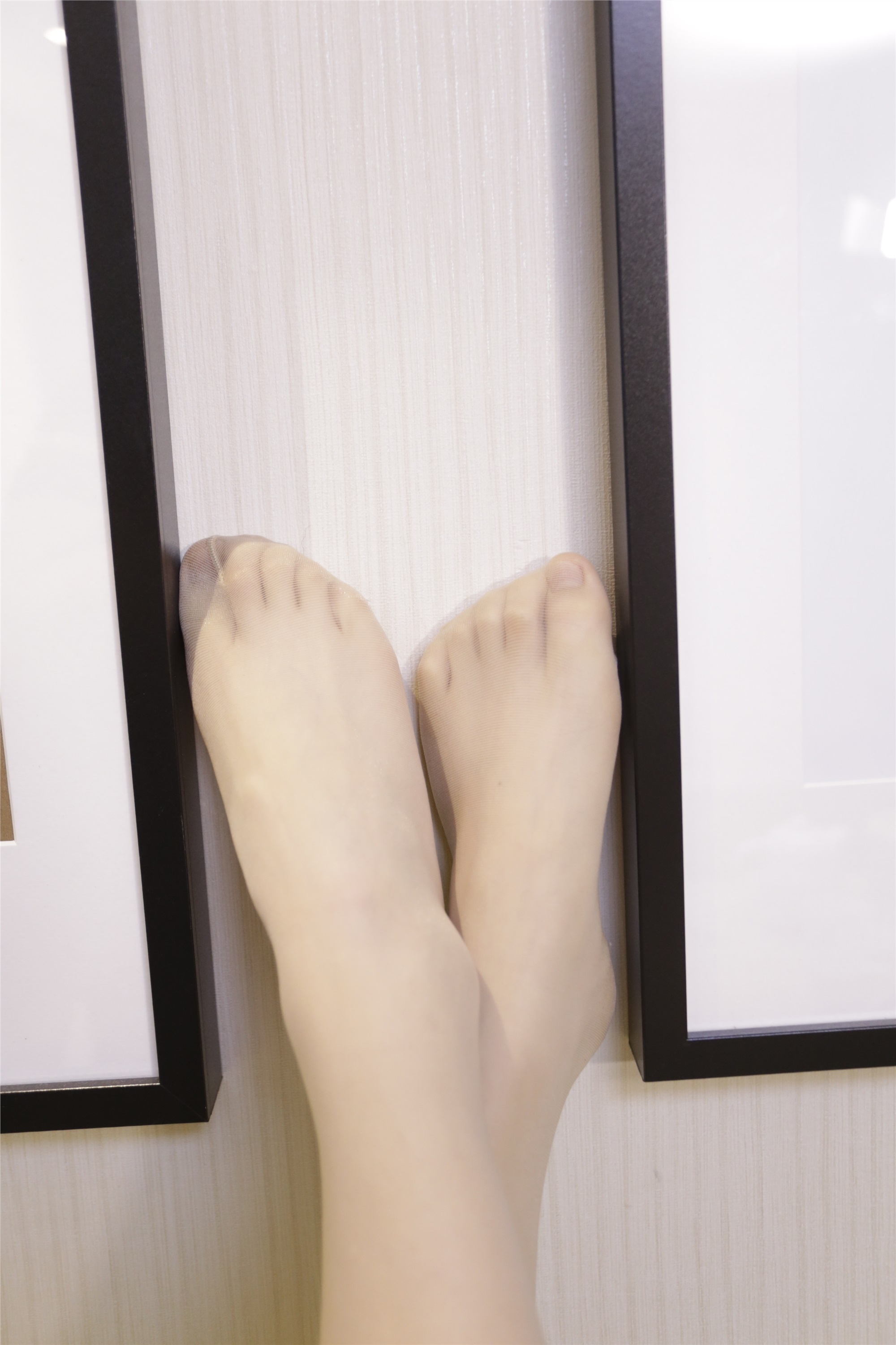 奈丝写真 NO.083 小仙-公寓房间随意凹大长腿